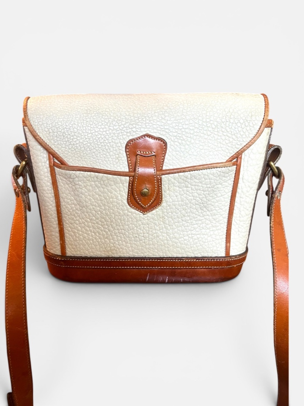 Dooney & Bourke Vintage All Weather Leather Crossbody White Tan Pebbled USA - Picture 2 of 5